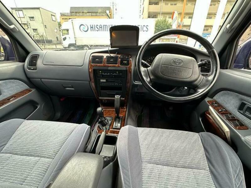 HILUX SURF