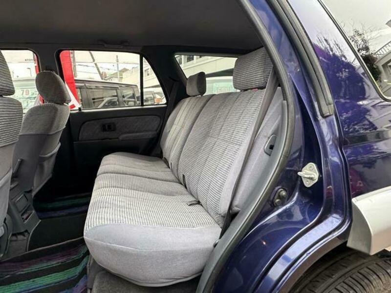 HILUX SURF