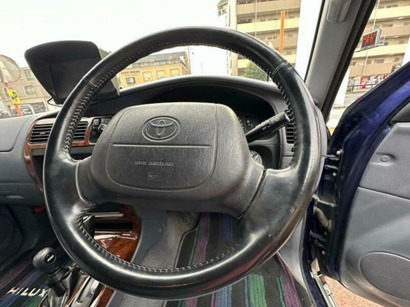 HILUX SURF