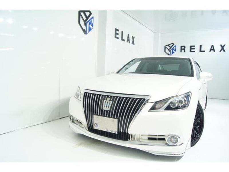 TOYOTA CROWN MAJESTA