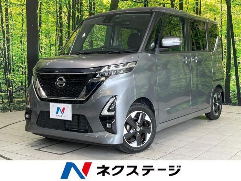 NISSAN ROOX