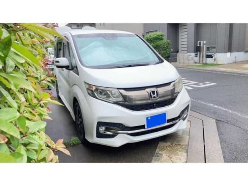 HONDA STEPWAGON SPADA