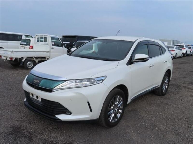 TOYOTA HARRIER