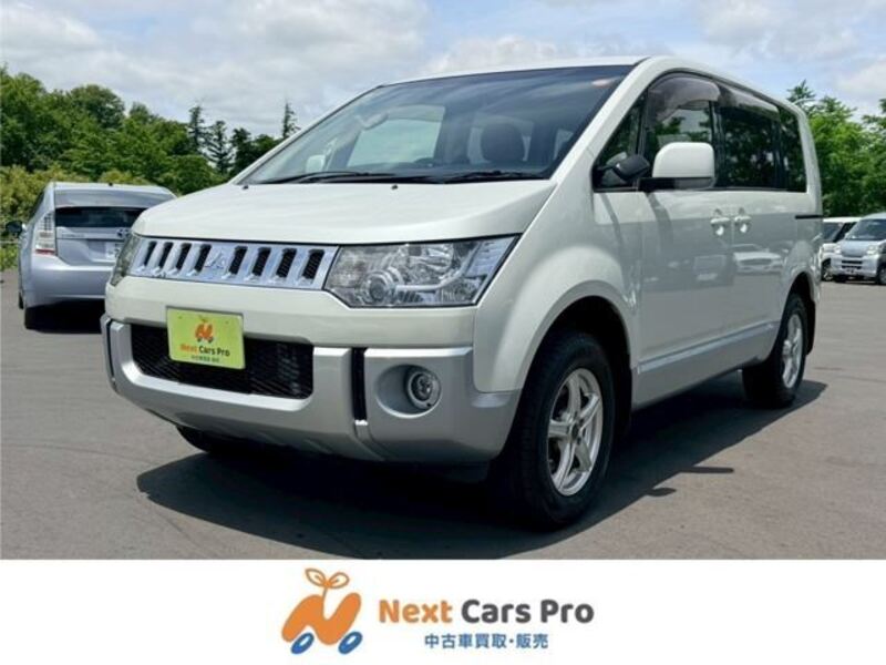 MITSUBISHI DELICA D5