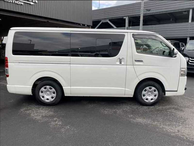 HIACE VAN-12