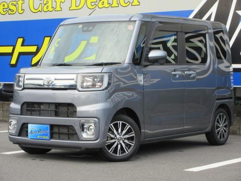 TOYOTA PIXIS MEGA