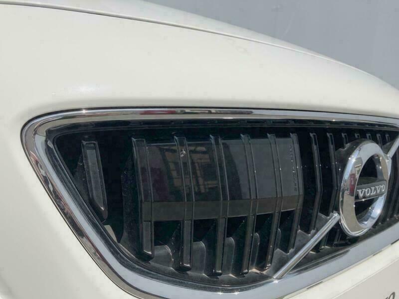 V40