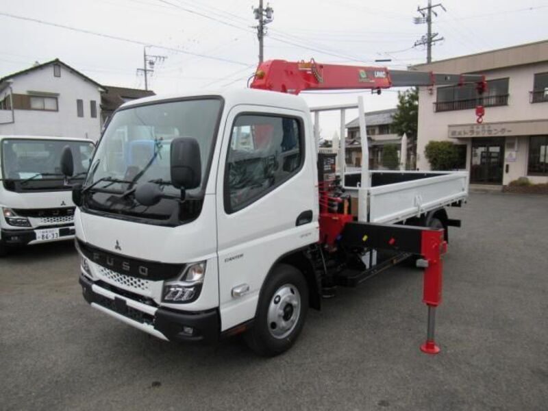 MITSUBISHI CANTER