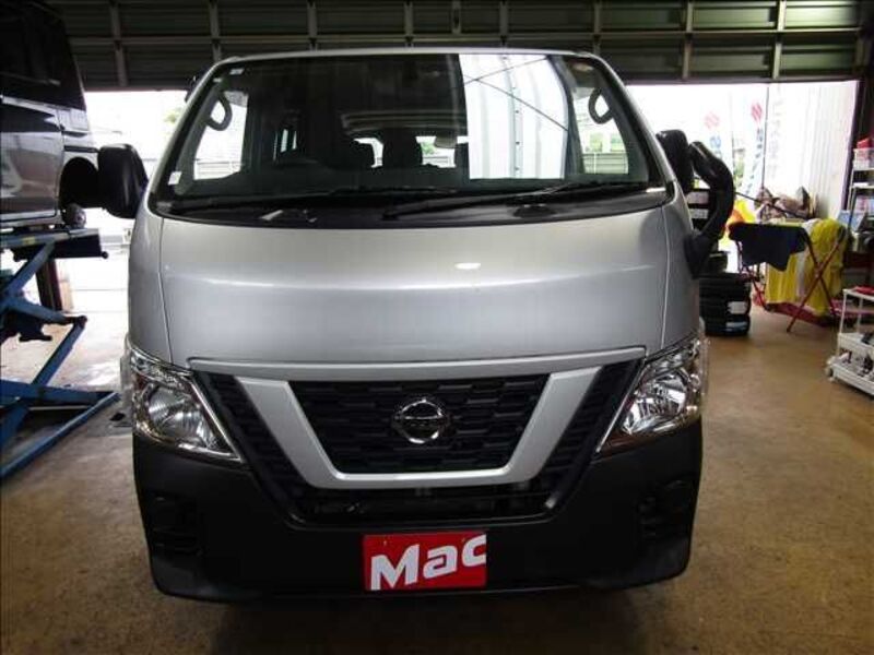 NISSAN NV350 CARAVAN WAGON