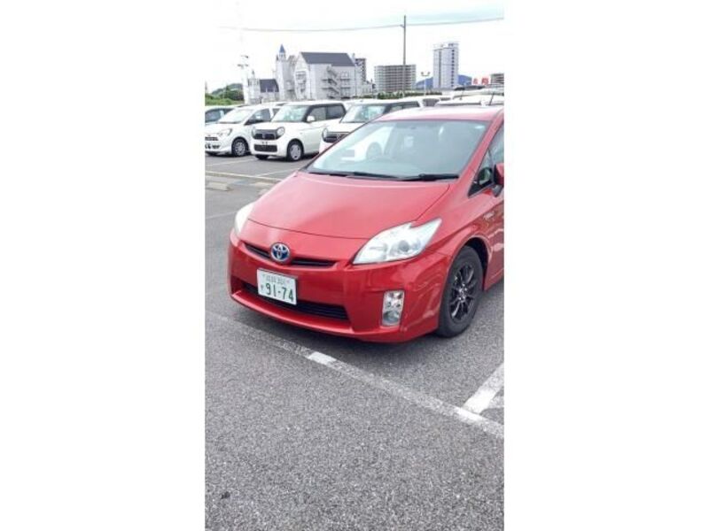 TOYOTA PRIUS