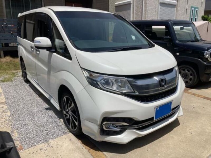 HONDA STEPWAGON SPADA