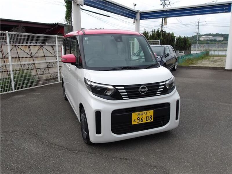 NISSAN ROOX