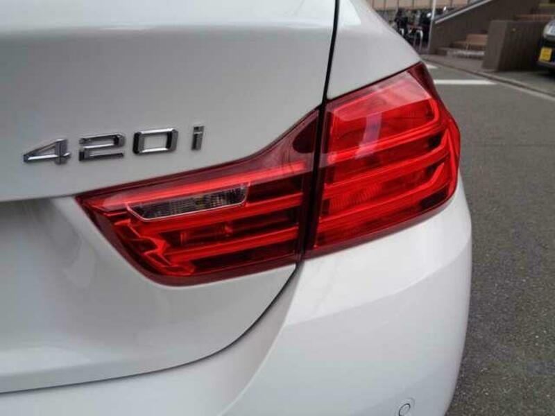 4 SERIES