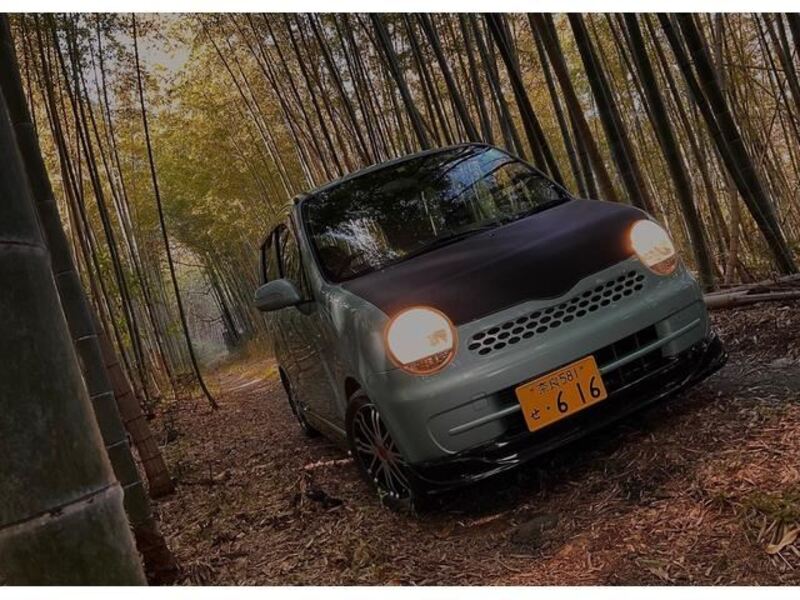 DAIHATSU MOVE LATTE