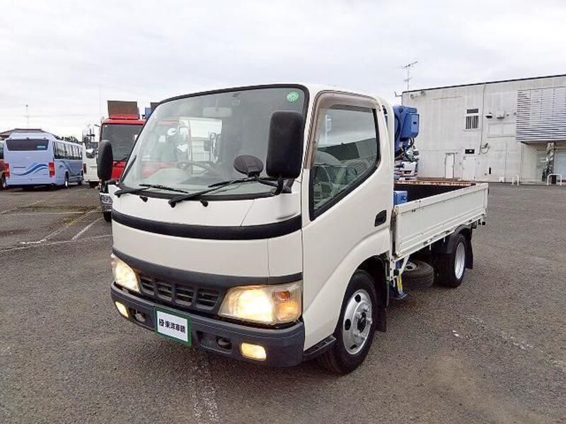 TOYOTA DYNA