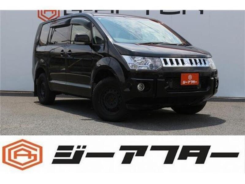 MITSUBISHI DELICA D5