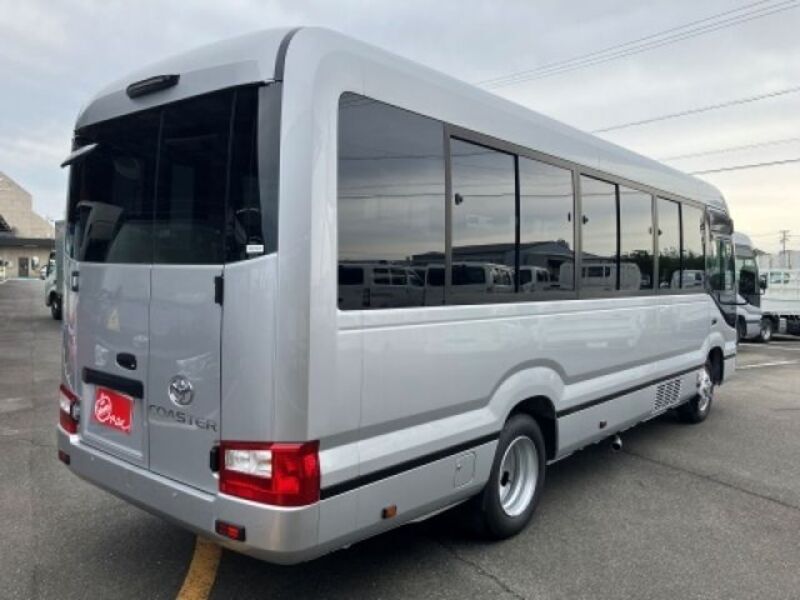 TOYOTA COASTER