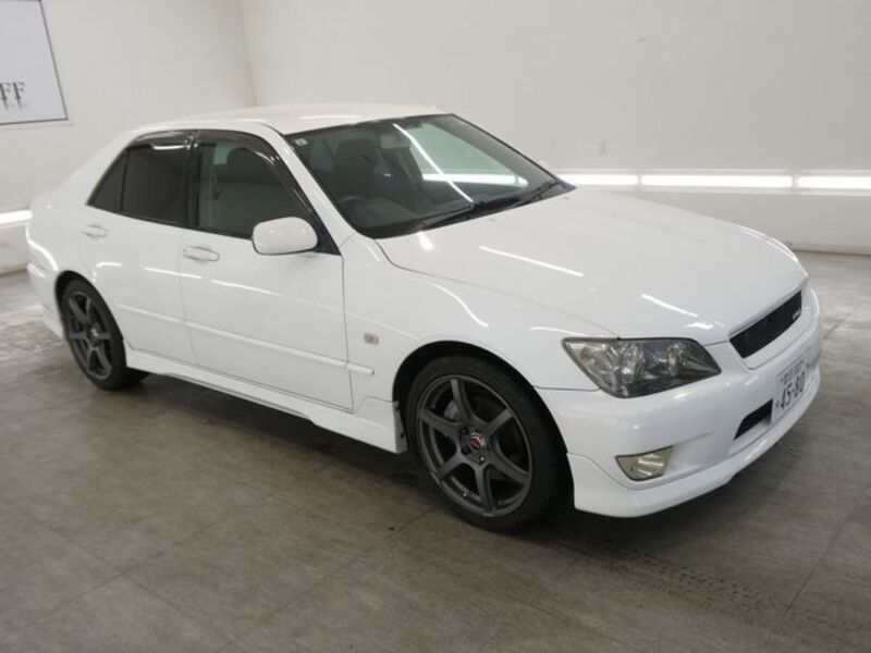 TOYOTA ALTEZZA