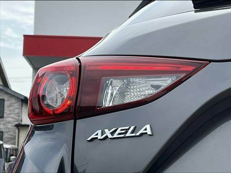 AXELA