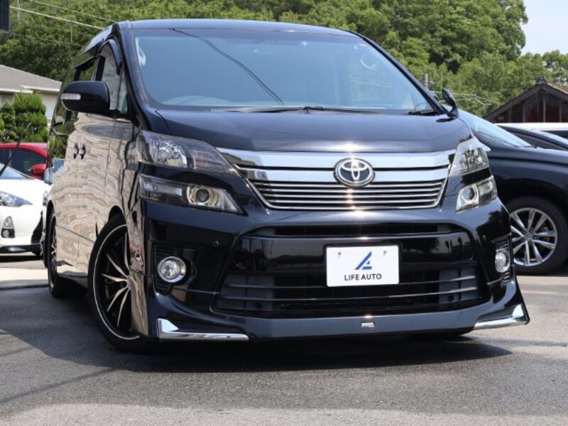 TOYOTA VELLFIRE