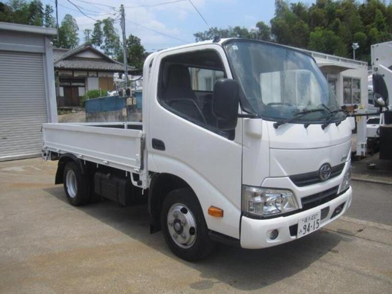 TOYOTA DYNA TRUCK