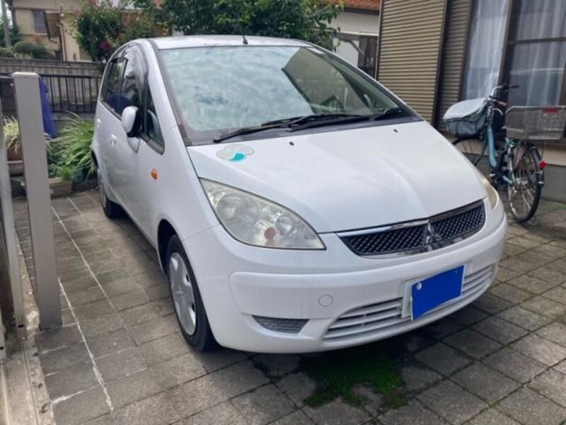 MITSUBISHI COLT