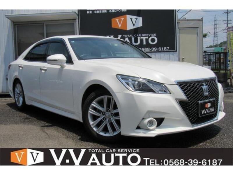 TOYOTA CROWN