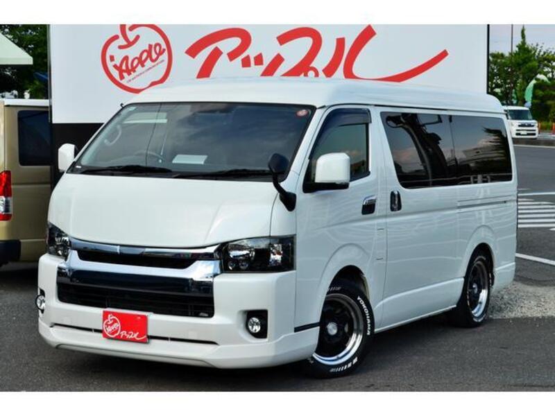 TOYOTA HIACE WAGON