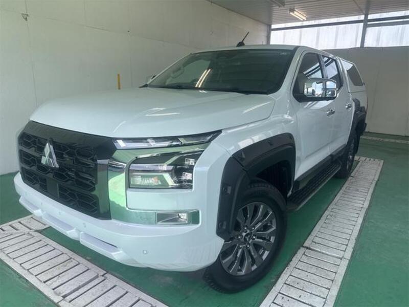 MITSUBISHI TRITON