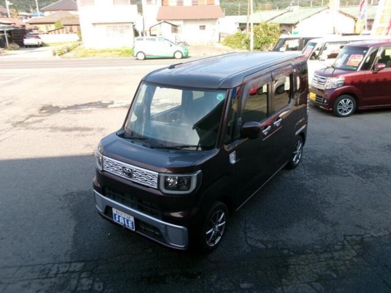 TOYOTA PIXIS MEGA