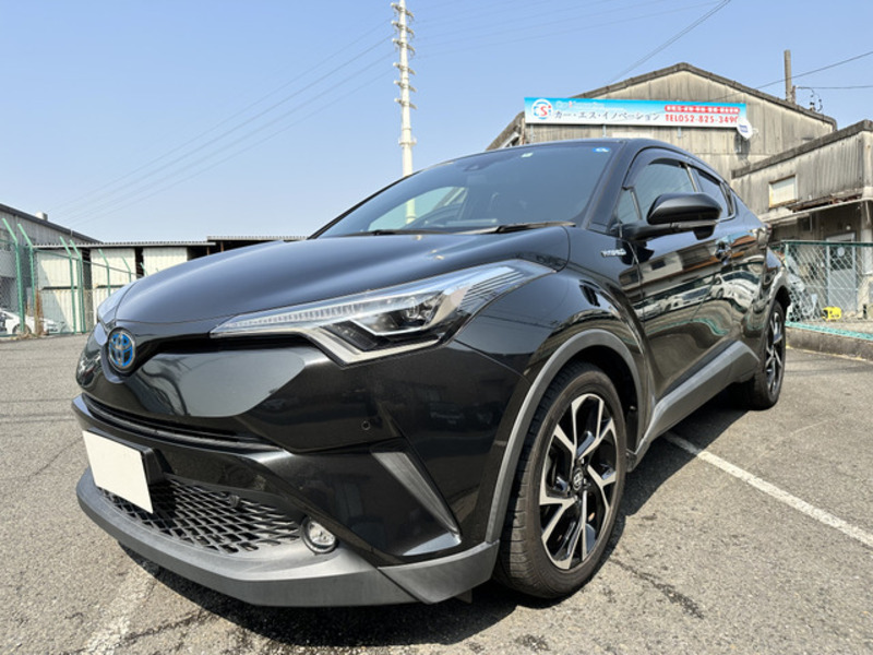 TOYOTA　C-HR