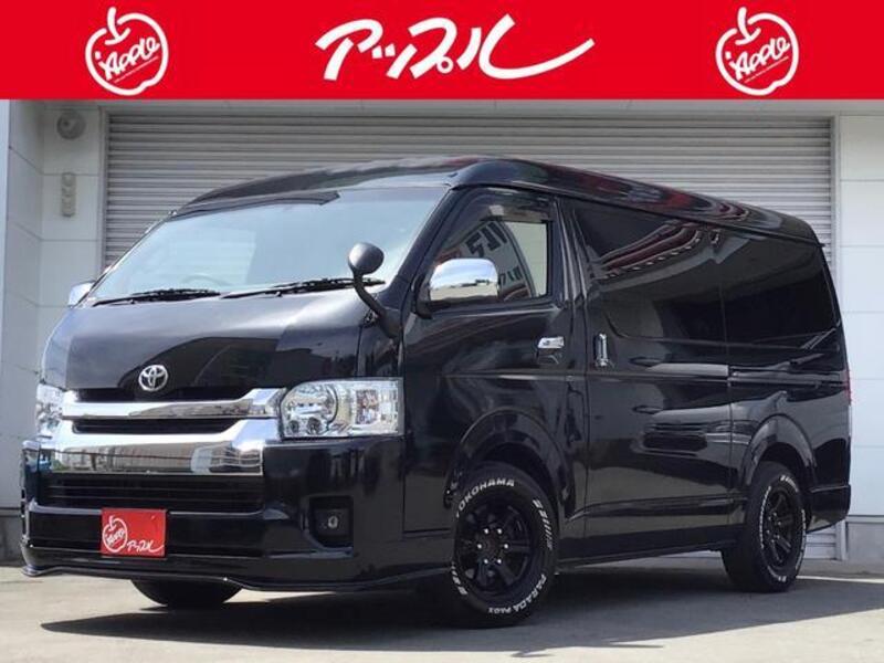 TOYOTA HIACE WAGON