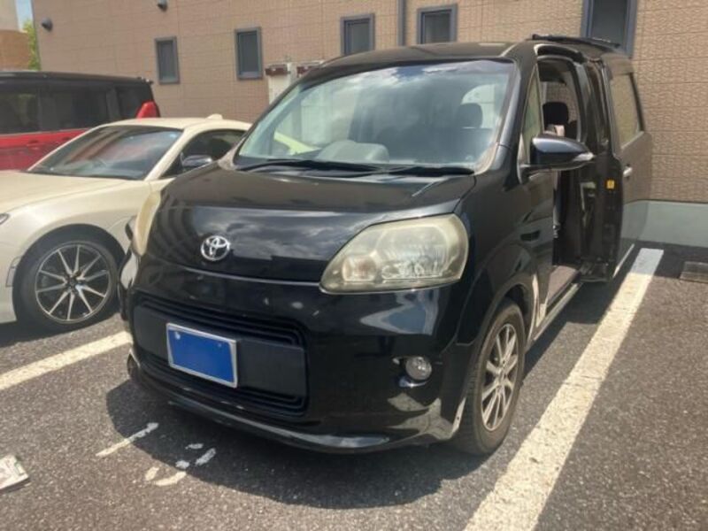 TOYOTA PORTE