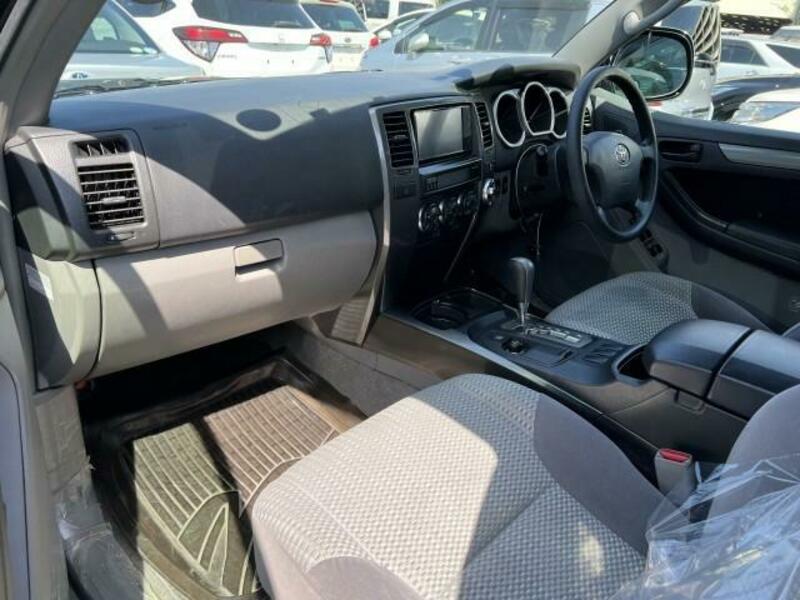 HILUX SURF