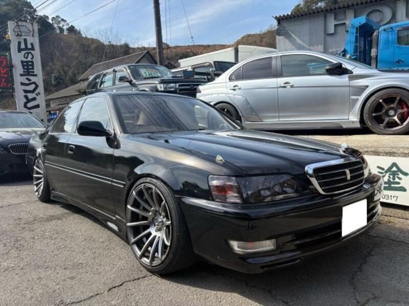 TOYOTA CRESTA