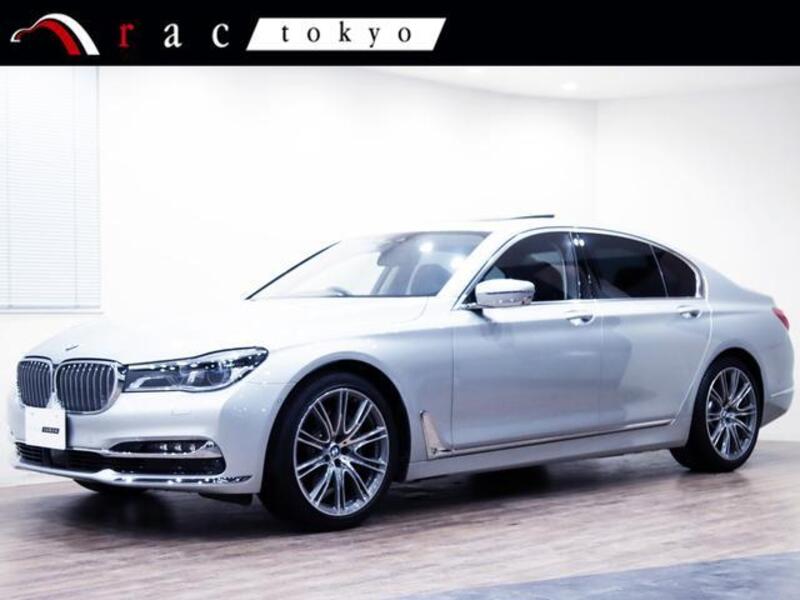 BMW 7 SERIES