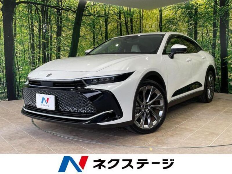 TOYOTA CROWN CROSSOVER