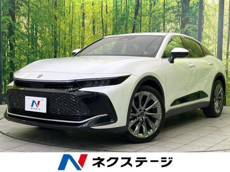 TOYOTA CROWN CROSSOVER