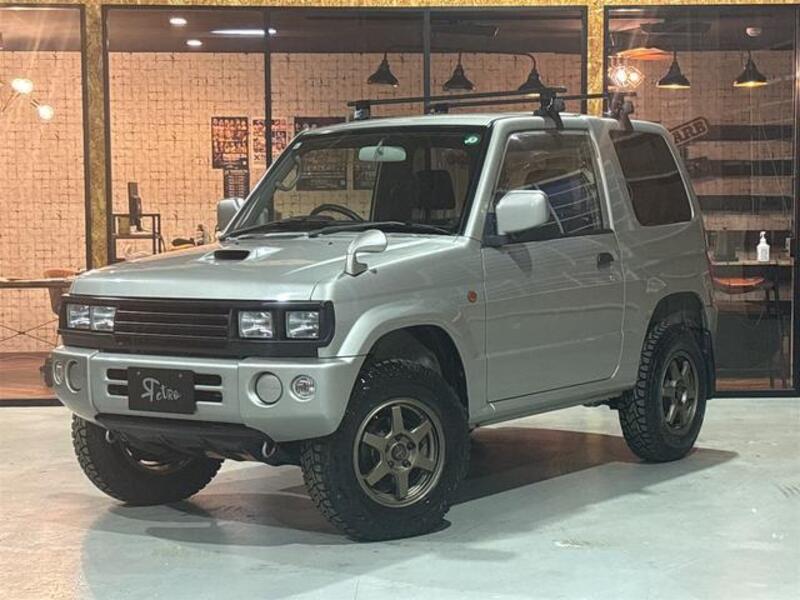 MITSUBISHI PAJERO MINI