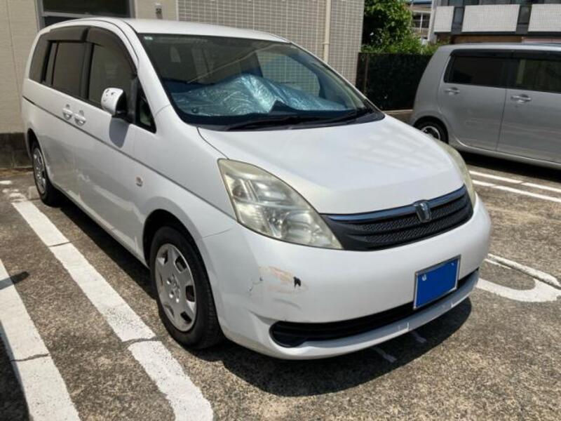 TOYOTA ISIS