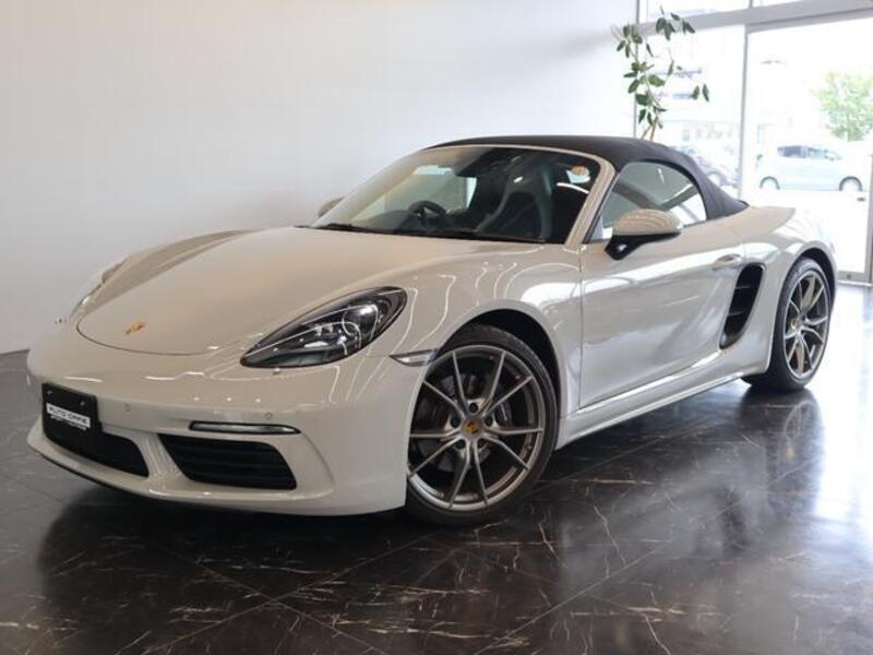PORSCHE 718 BOXSTER