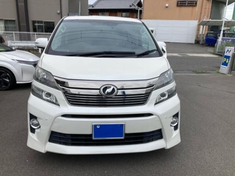 TOYOTA VELLFIRE