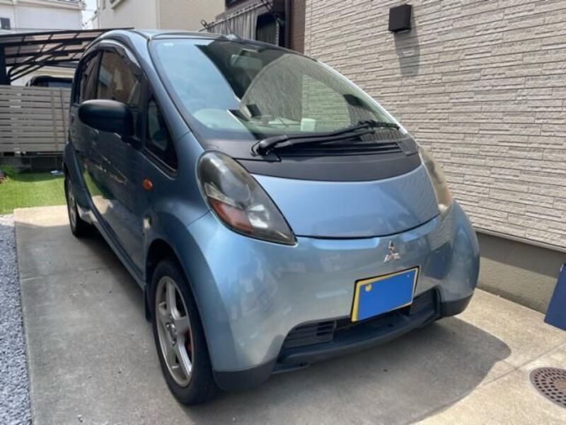 MITSUBISHI I