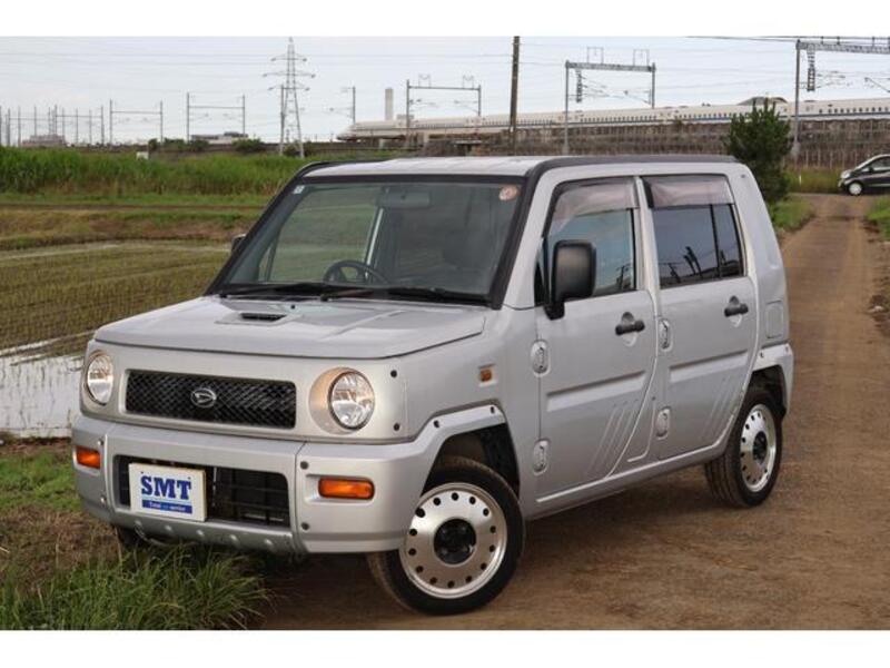 DAIHATSU NAKED