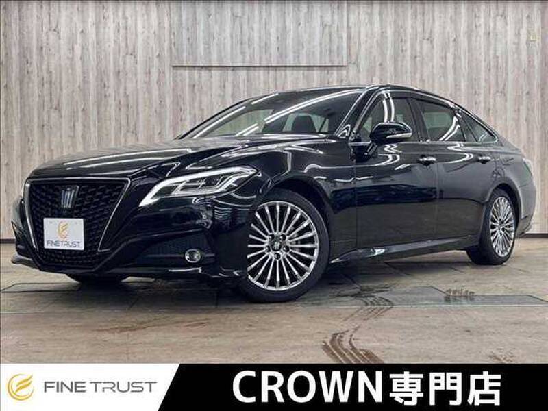 TOYOTA CROWN