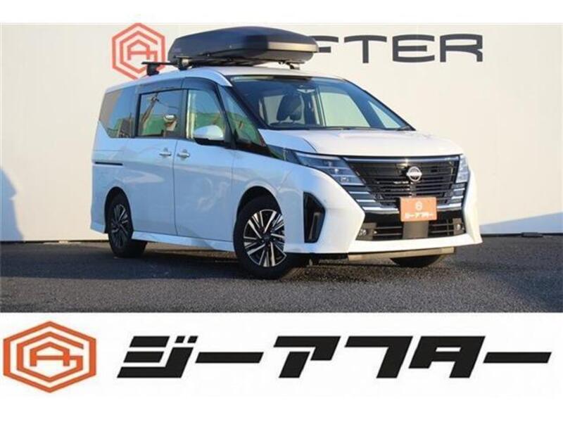 NISSAN SERENA