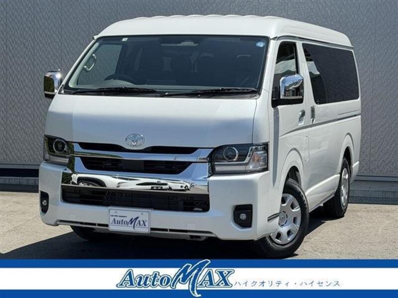 TOYOTA HIACE