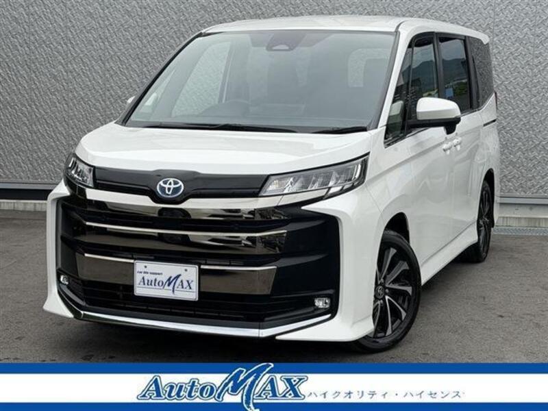 TOYOTA NOAH