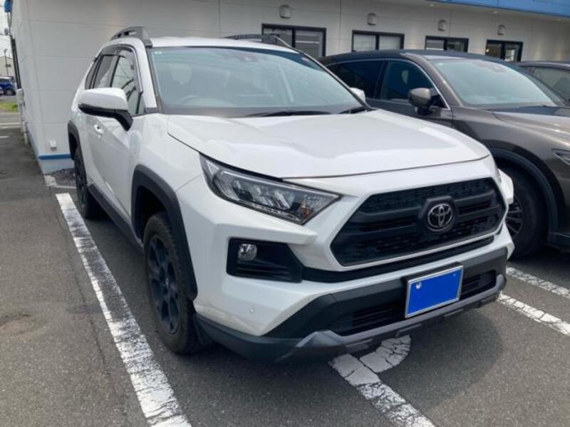 TOYOTA RAV4