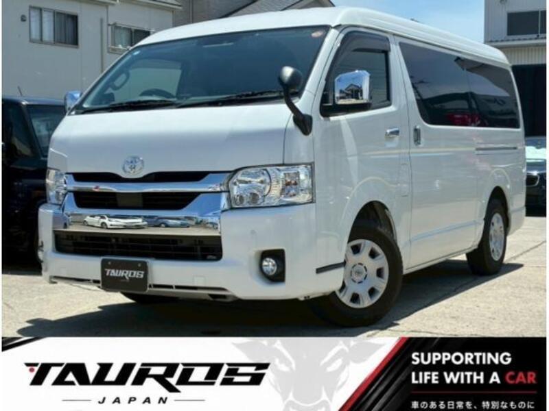 TOYOTA HIACE WAGON